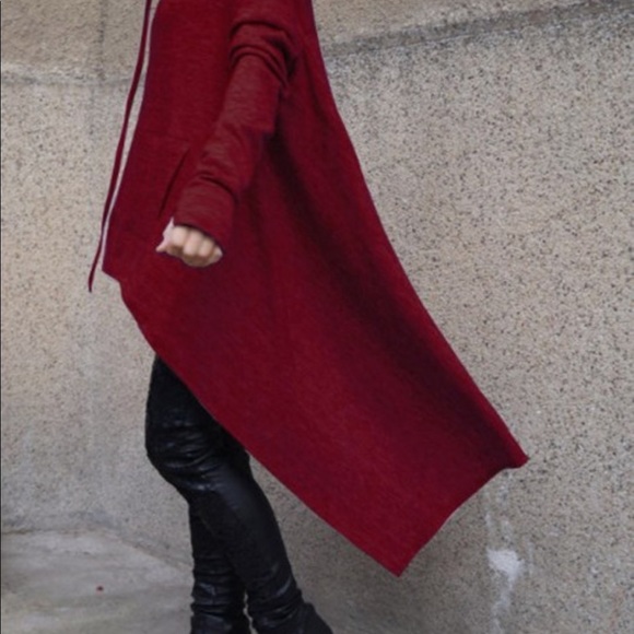 Drawstring hoodie high low hem. - Picture 2 of 11